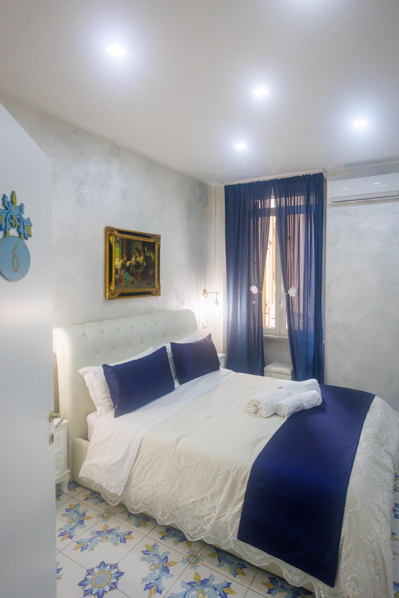 Alma Adry Bed & Breakfast เนเปิลส์ ภายนอก รูปภาพ