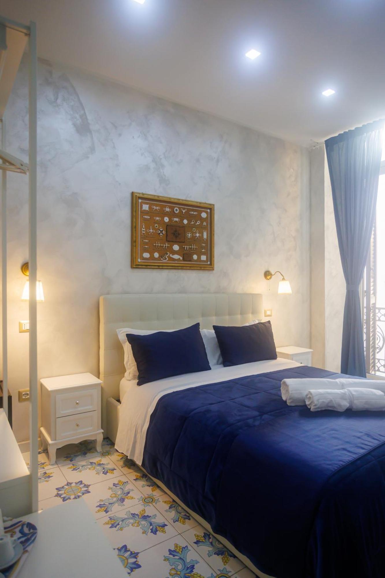 Alma Adry Bed & Breakfast เนเปิลส์ ภายนอก รูปภาพ