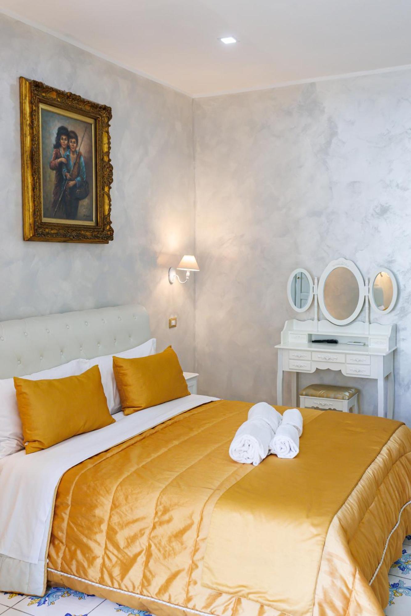 Alma Adry Bed & Breakfast เนเปิลส์ ภายนอก รูปภาพ